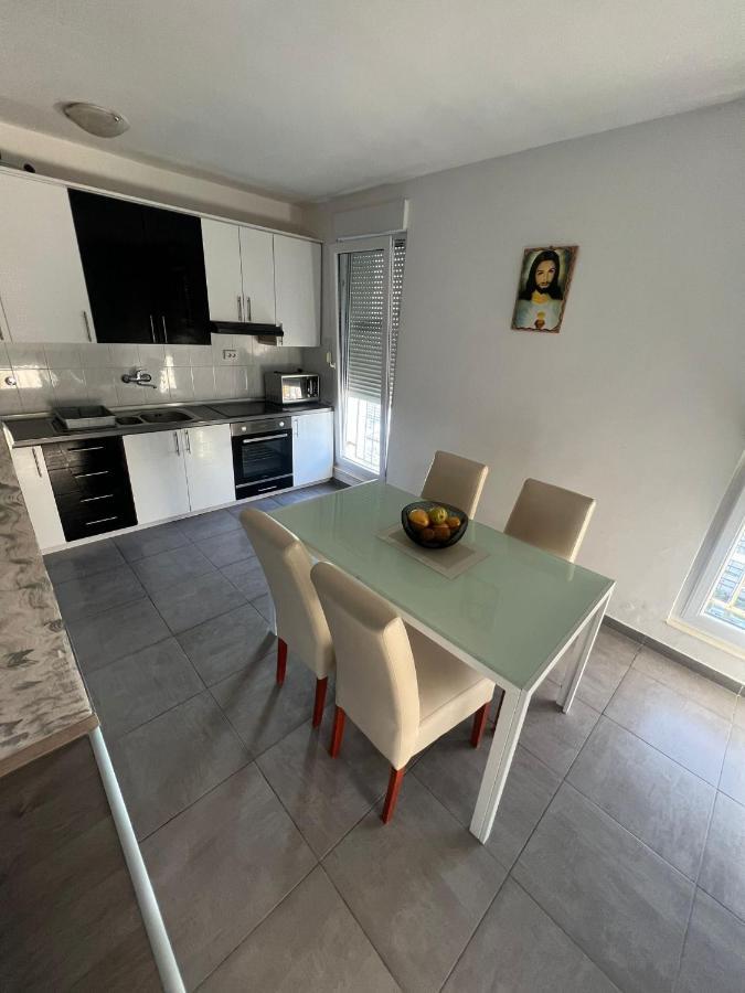 스플리트 Apartman Duzel 아파트 외부 사진